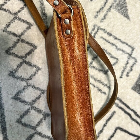 Most Wanted USA Leather Concho Cellphone Crossbody – Genuine Distressed Leather - Picture 5 of 8